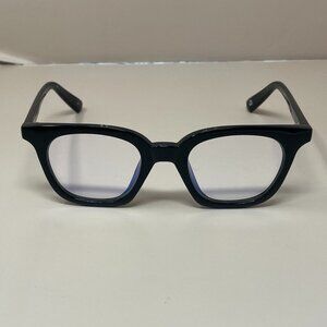 The Book Club | The Snatcher in Black Tie